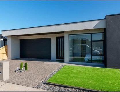 4 bedrooms House in  MELTON SOUTH VIC, 3338