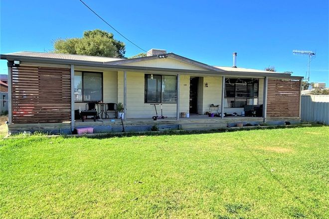 Picture of 48 Hay Road, DARLINGTON POINT NSW 2706