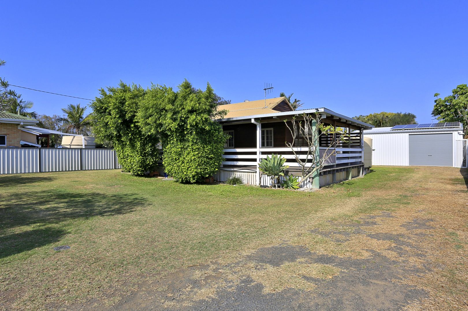 19 Bathurst Street, Elliott Heads QLD 4670, Image 2