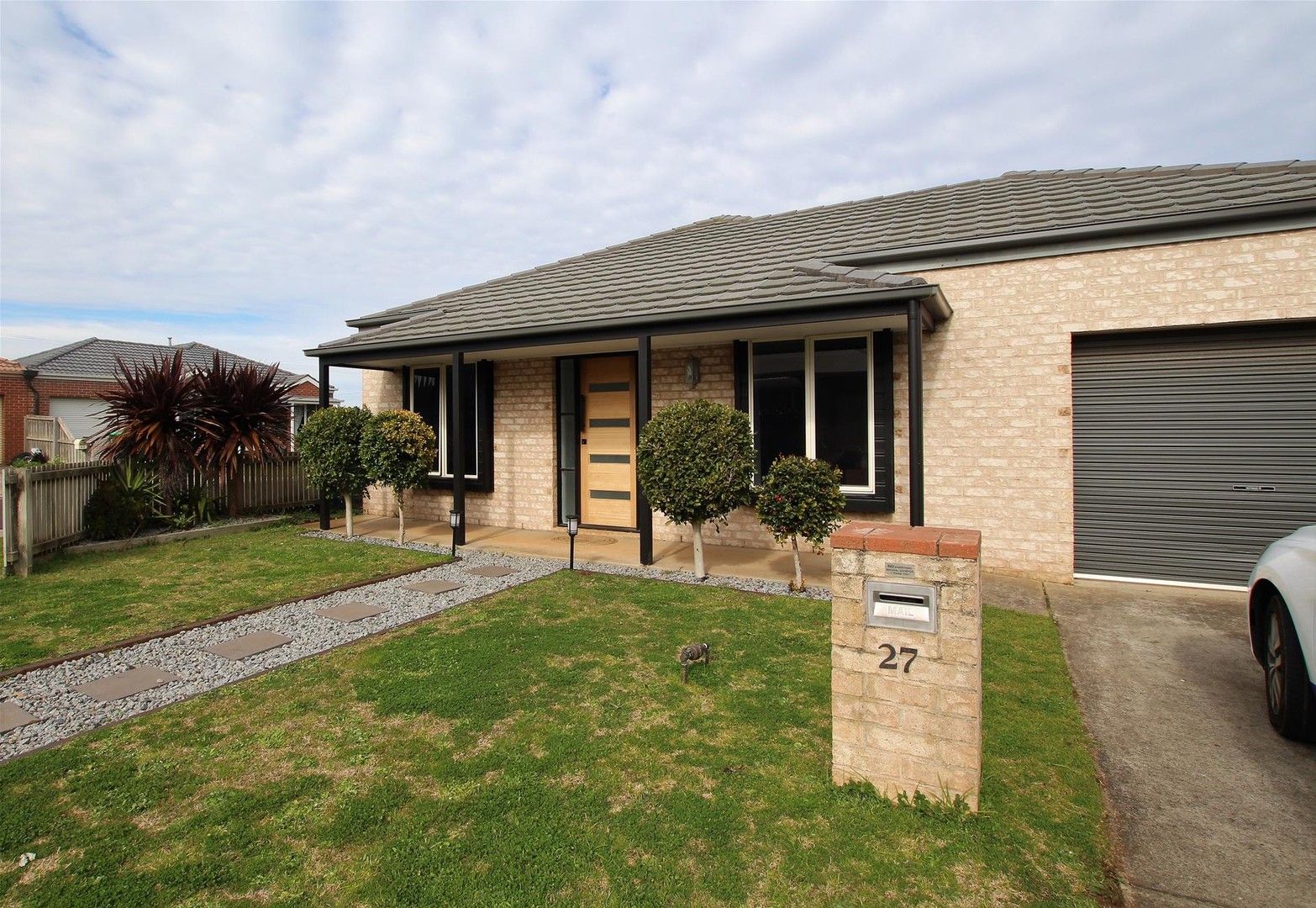 2 bedrooms Apartment / Unit / Flat in 27 Langley Street WARRNAMBOOL VIC, 3280