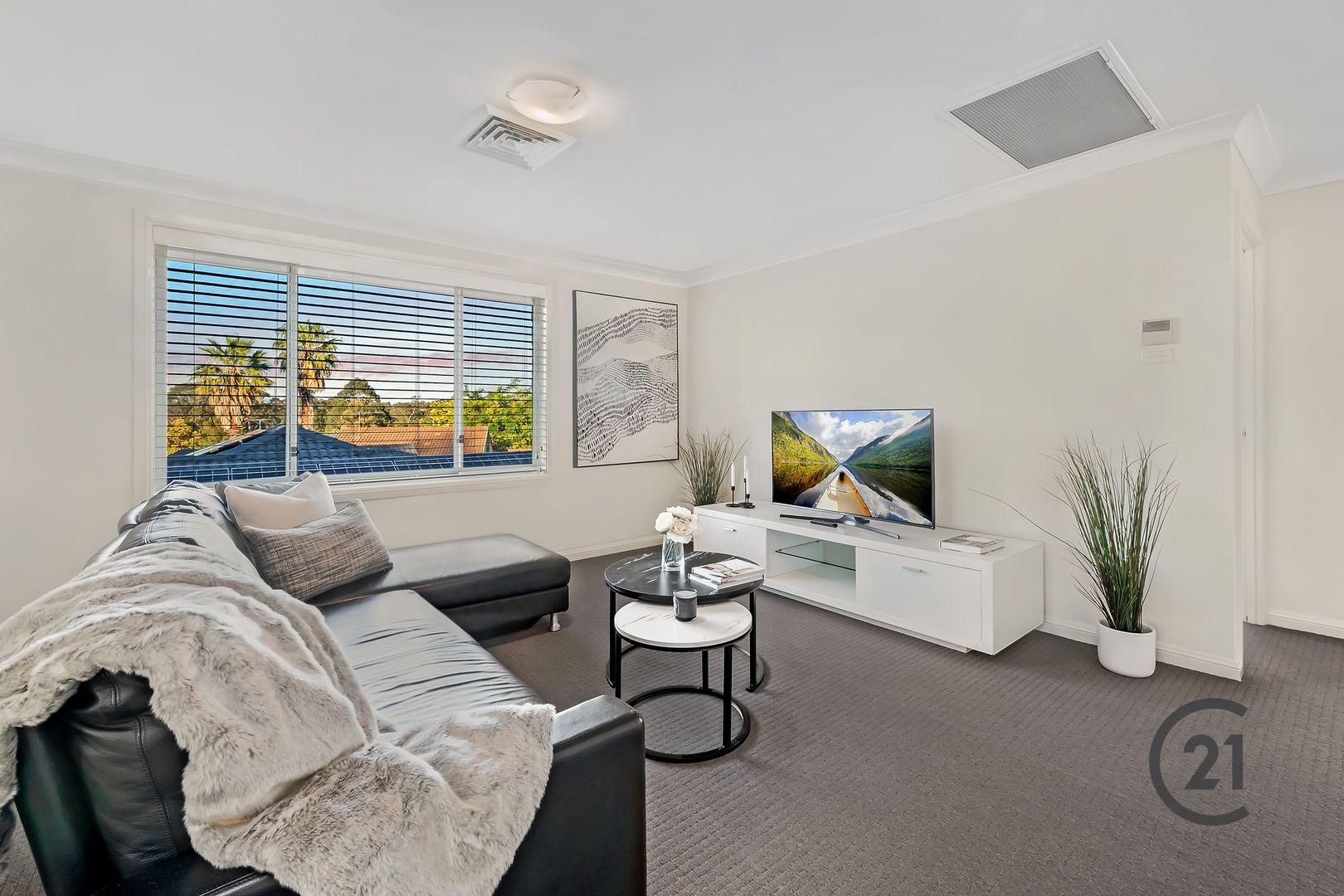 9 Tianie Place, Rouse Hill NSW 2155, Image 2