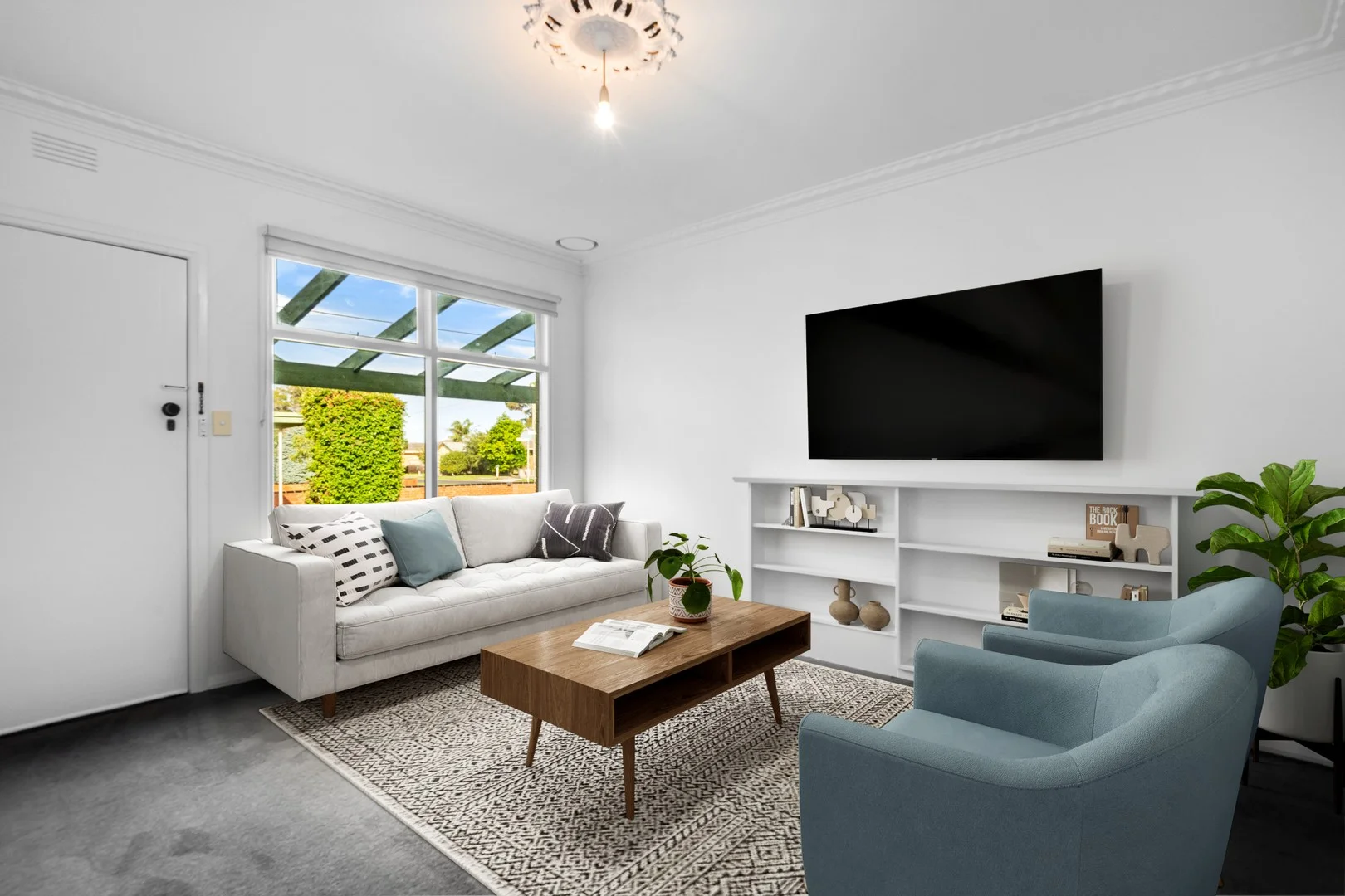 Primary image of 2/1 Charles Street, Newcomb VIC 3219