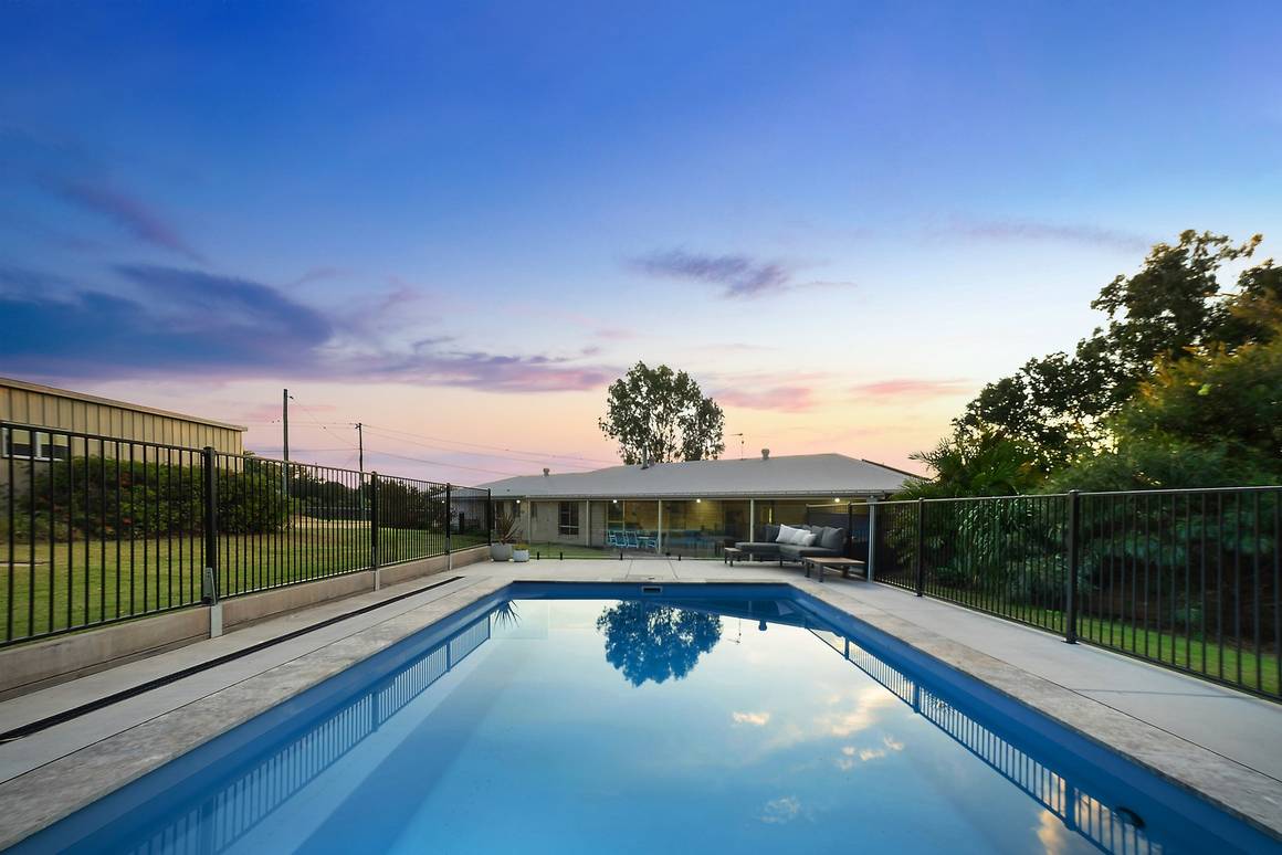 Picture of 2 Damian Court, REGENCY DOWNS QLD 4341