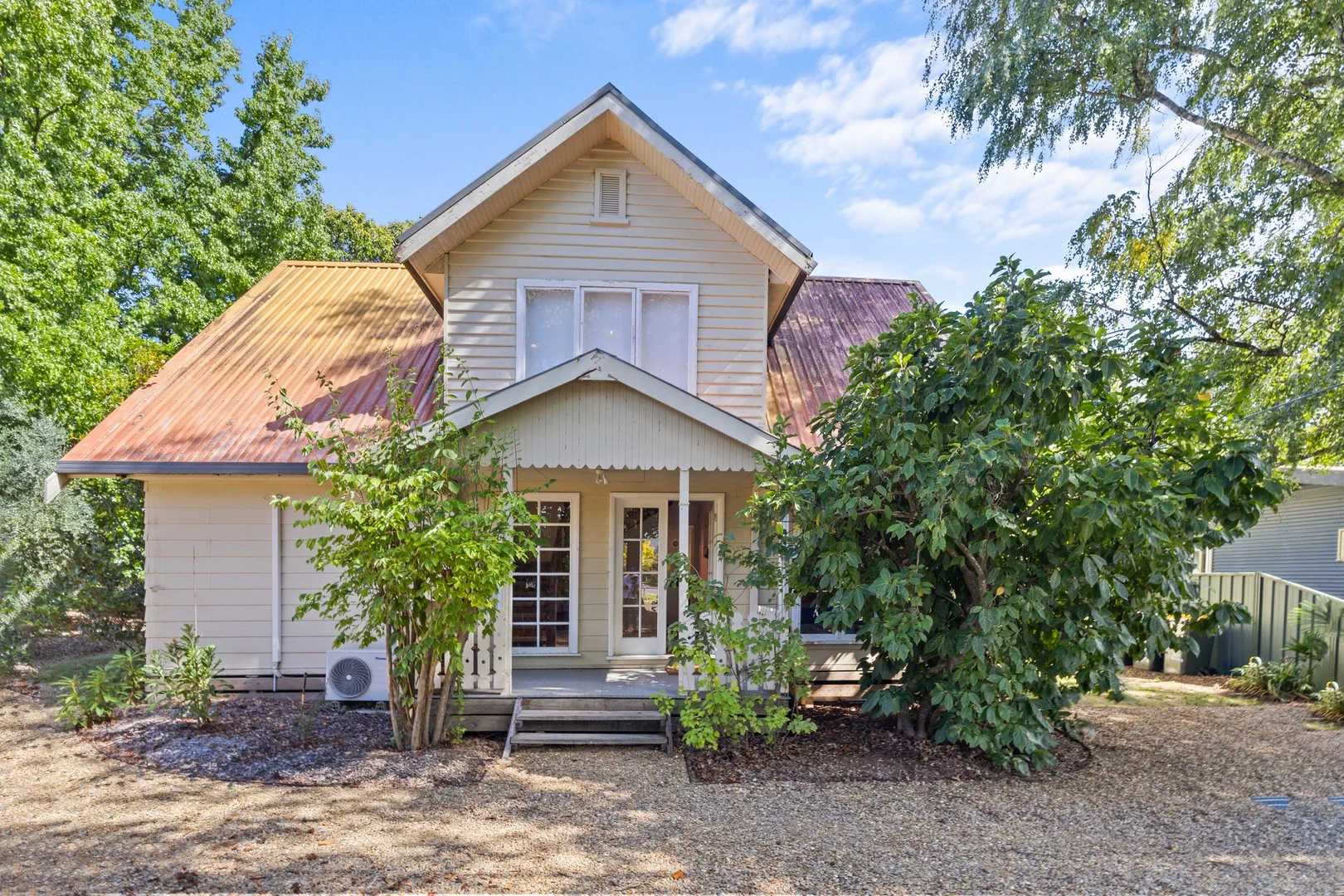 Primary image of 12 Chandler Court, Porepunkah VIC 3740