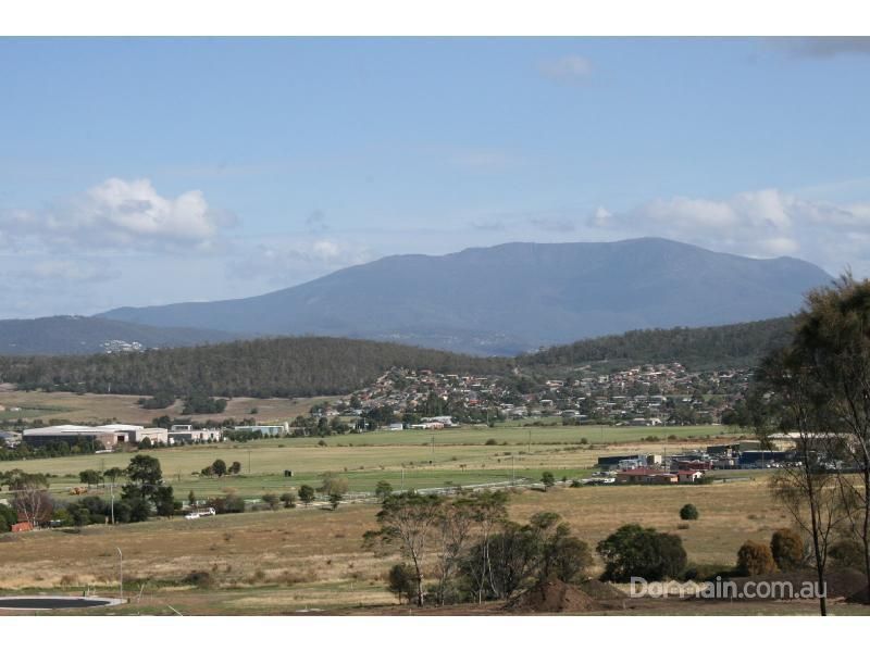 Oakdowns Estate, OAKDOWNS TAS 7019, Image 1