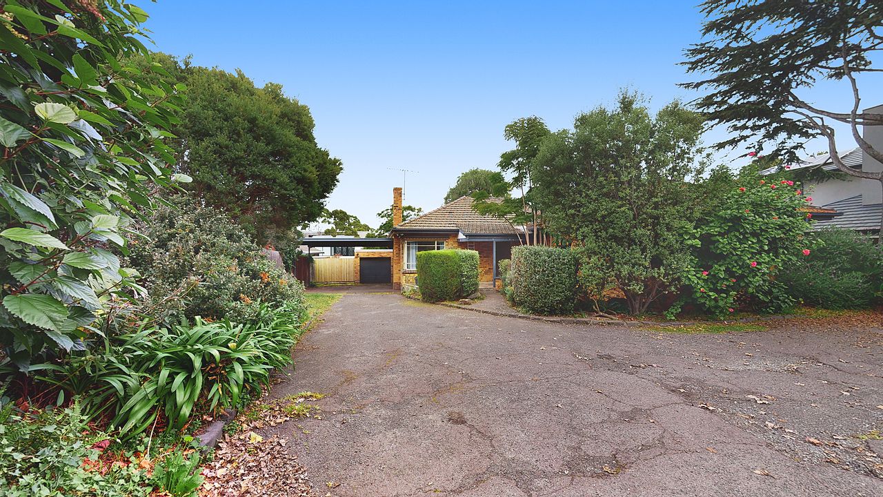 182 Prospect Hill Road, Canterbury Property History & Address