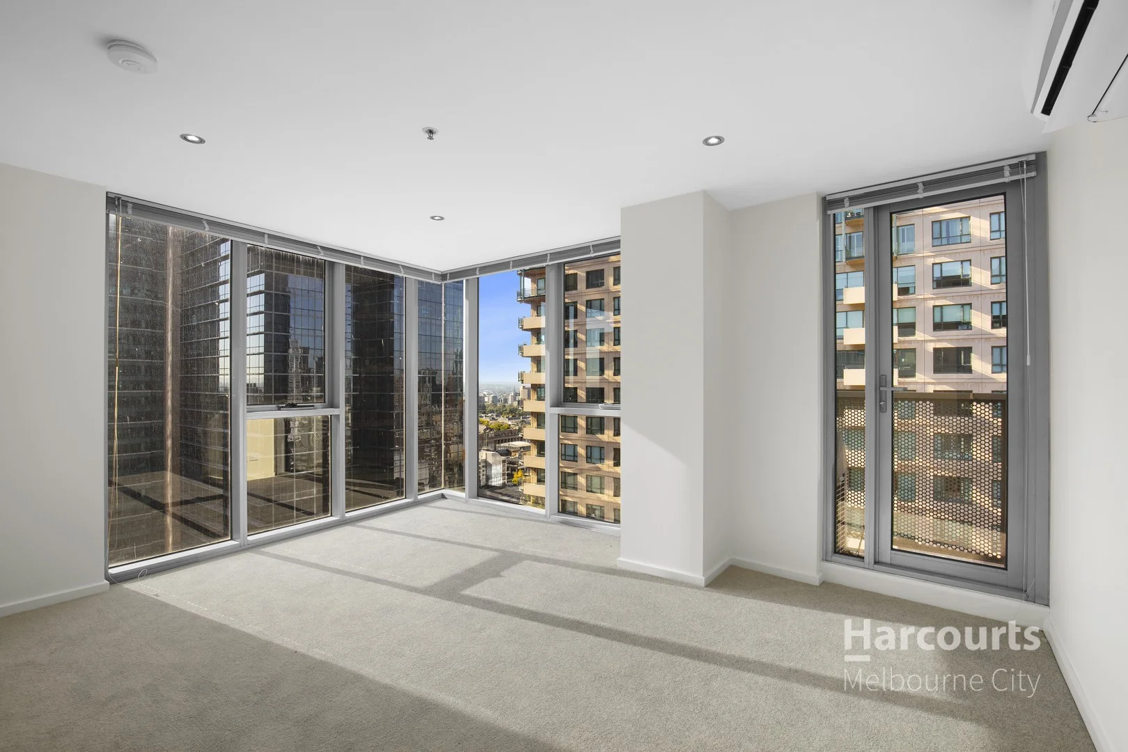 2501 & 32P/8 Exploration Lane, Melbourne VIC 3000