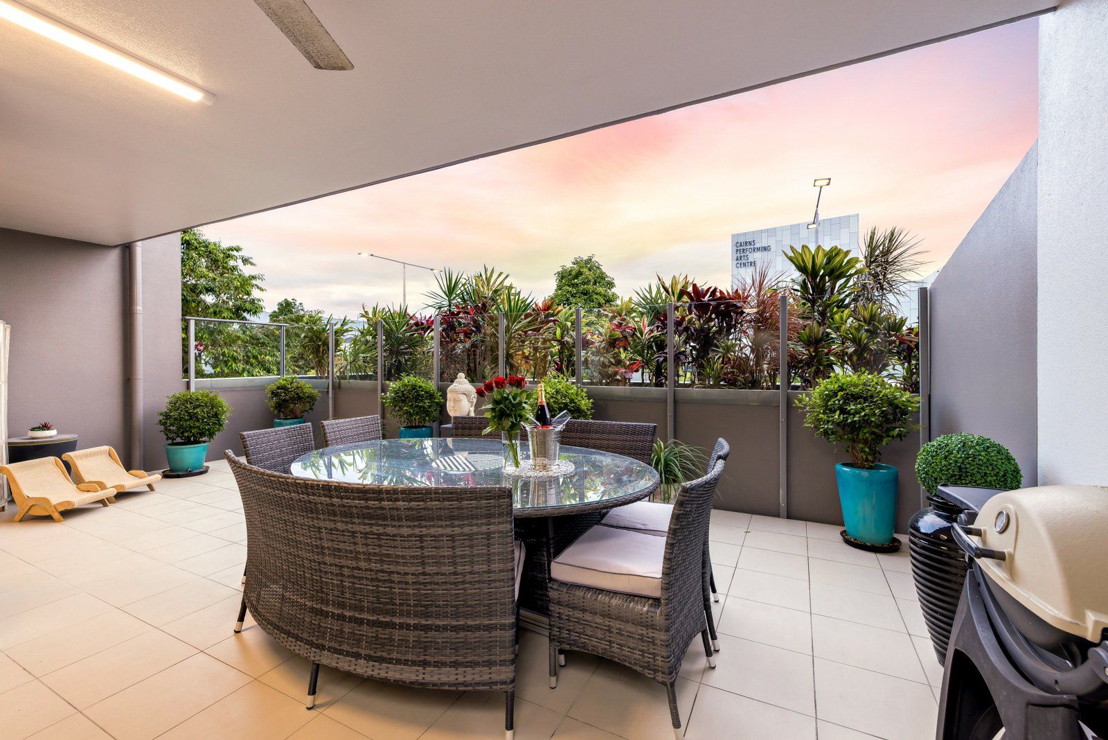 3 bedrooms Apartment / Unit / Flat in 6/146-150 Grafton Street CAIRNS CITY QLD, 4870