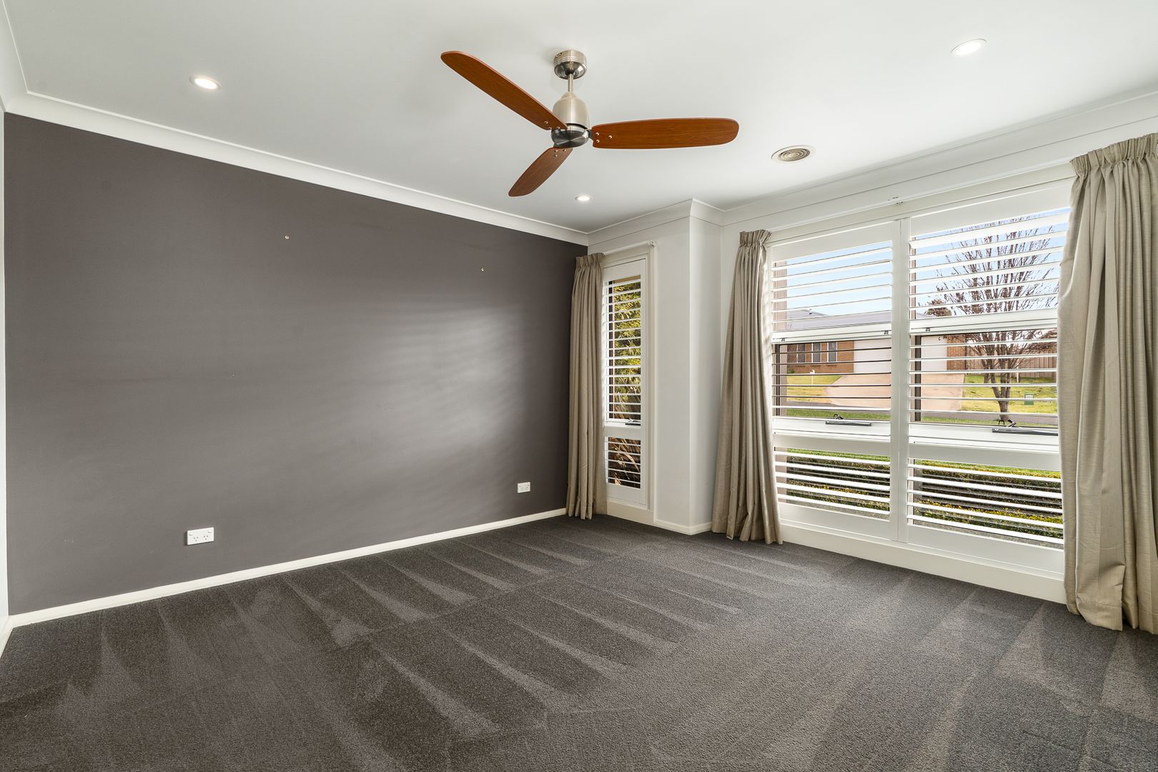 10 Robinson Ct, Orange NSW 2800 - House For Rent | Domain