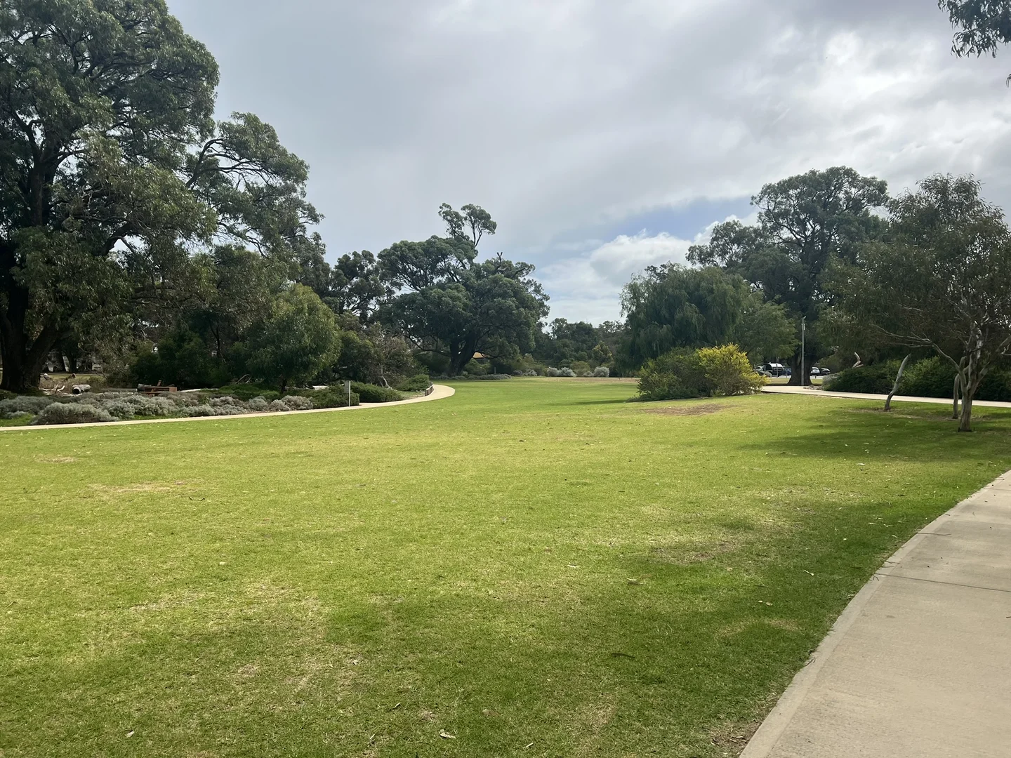 Additional image 2 of 189 Lake Valley Drive, Lakelands WA 6180