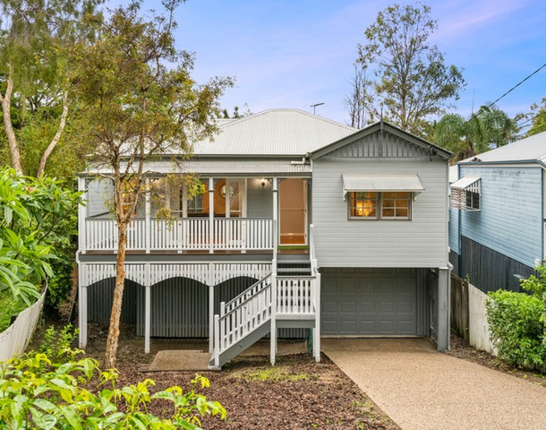 119 Railway Parade, Norman Park QLD 4170