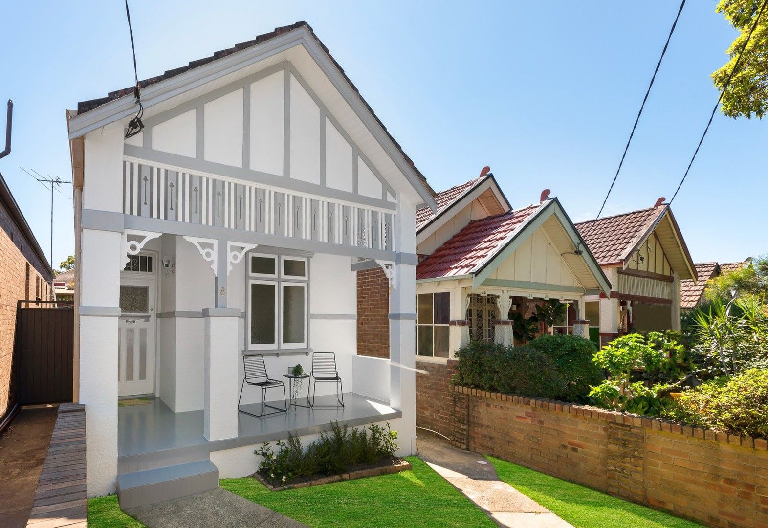 2 bedrooms House in 8 Glover Street LILYFIELD NSW, 2040