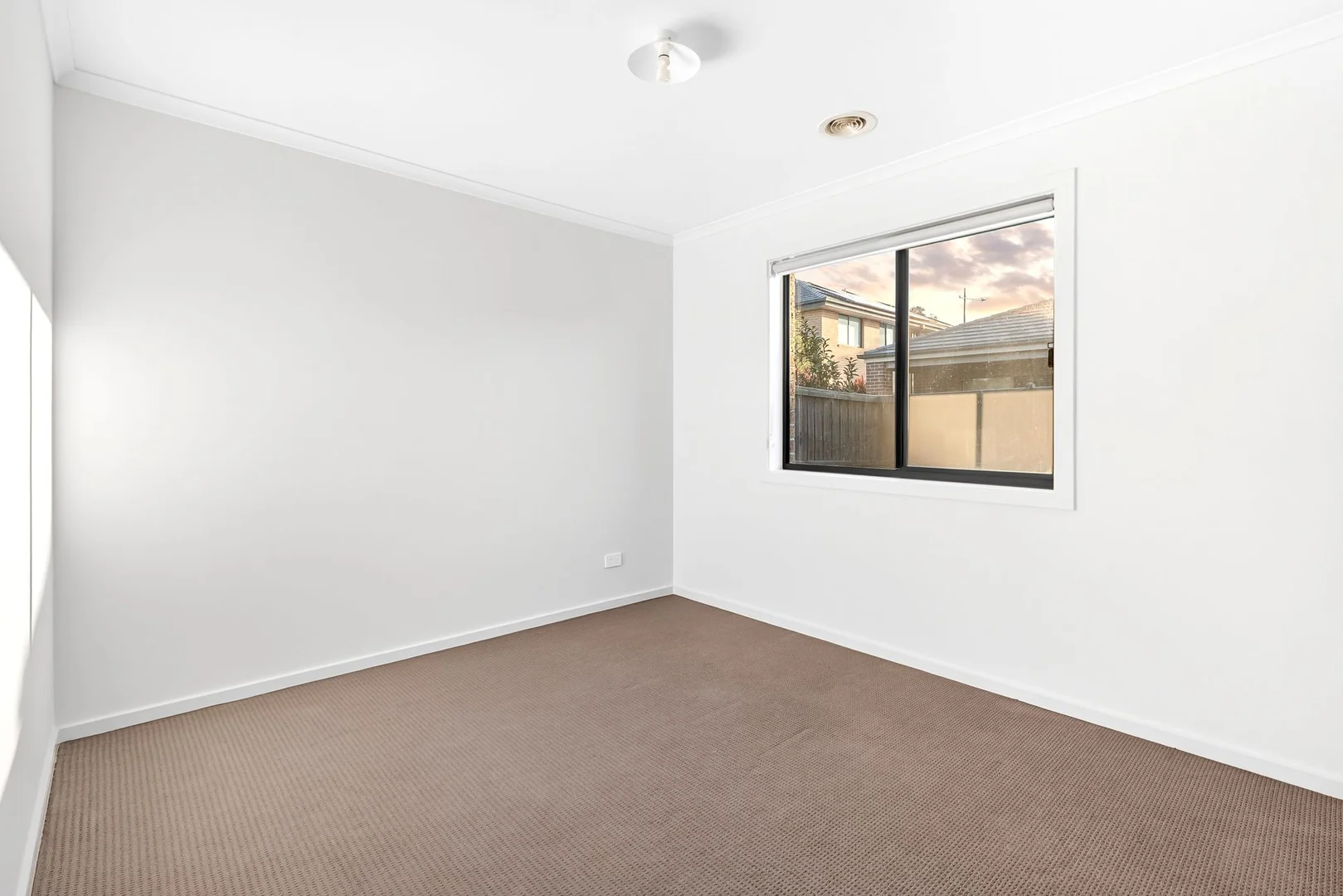 Additional image 12 of 16 Lismore Street, Armstrong Creek VIC 3217