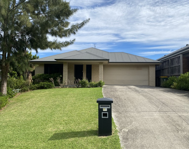 6 Konara Crescent, Fletcher NSW 2287