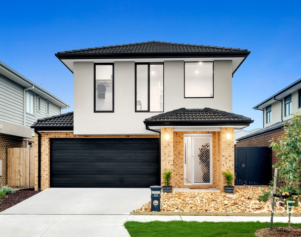 63 Growling Grass Drive, Clyde North VIC 3978