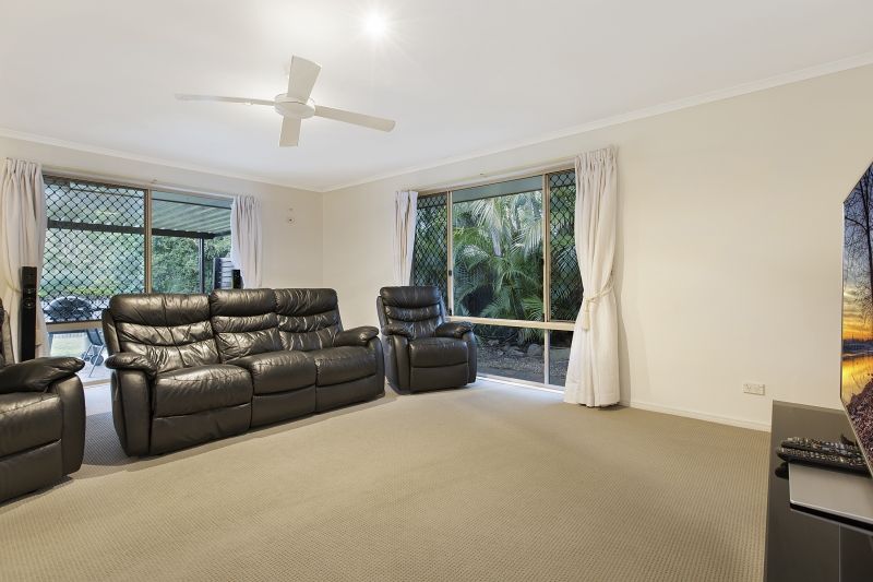 7 Cordova Court, Capalaba QLD 4157, Image 2