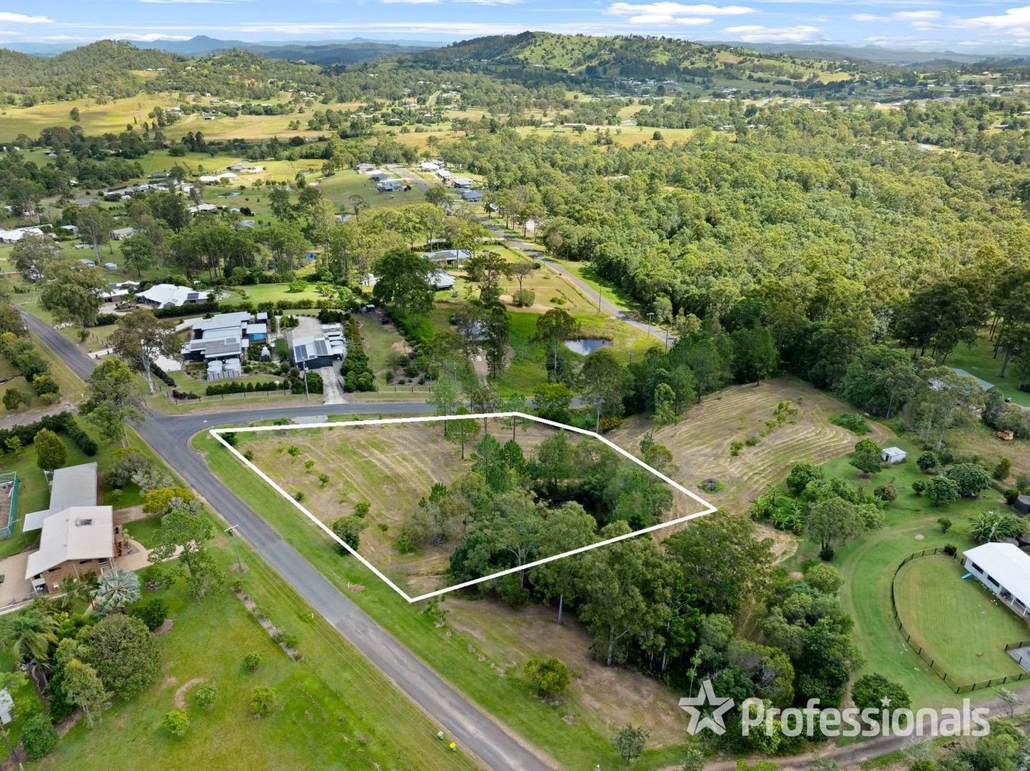 4 Newfarm Road, Chatsworth QLD 4570, Image 0