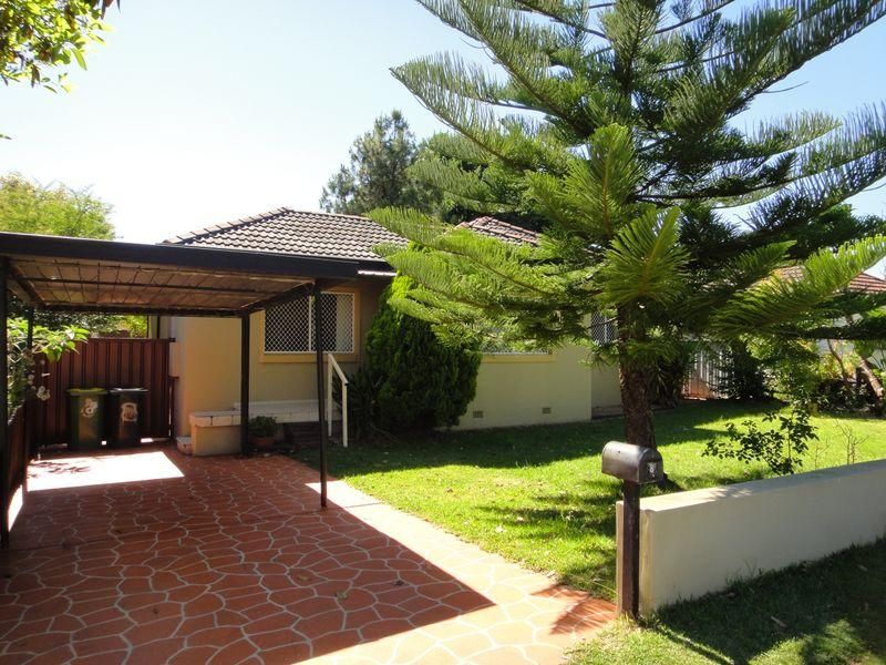 8 Haughton Street, CARRAMAR NSW 2163, Image 0