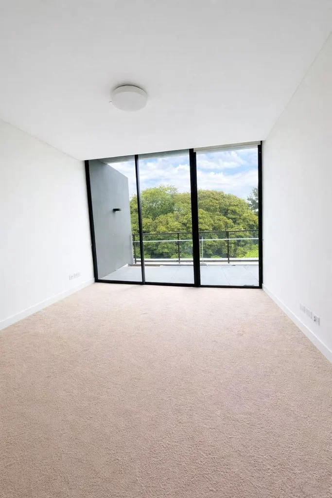 Additional image 2 of 606/2 Scotsman Street, Forest Lodge NSW 2037