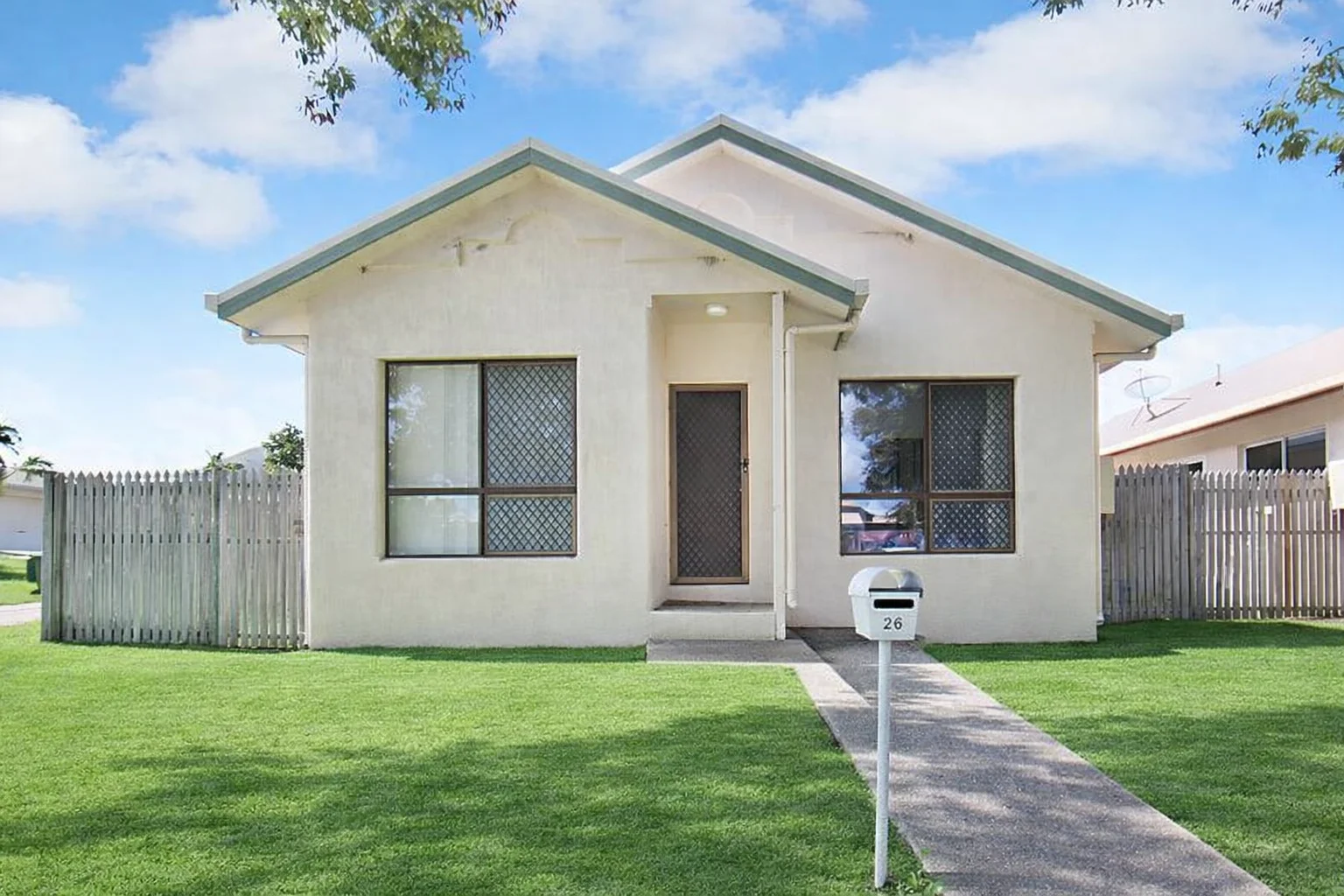 26 College Lane, Douglas QLD 4814