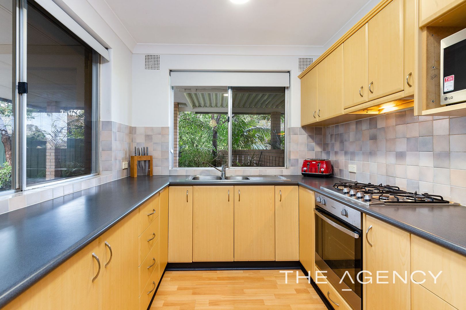 40B Bedwell Crescent, Booragoon WA 6154, Image 2