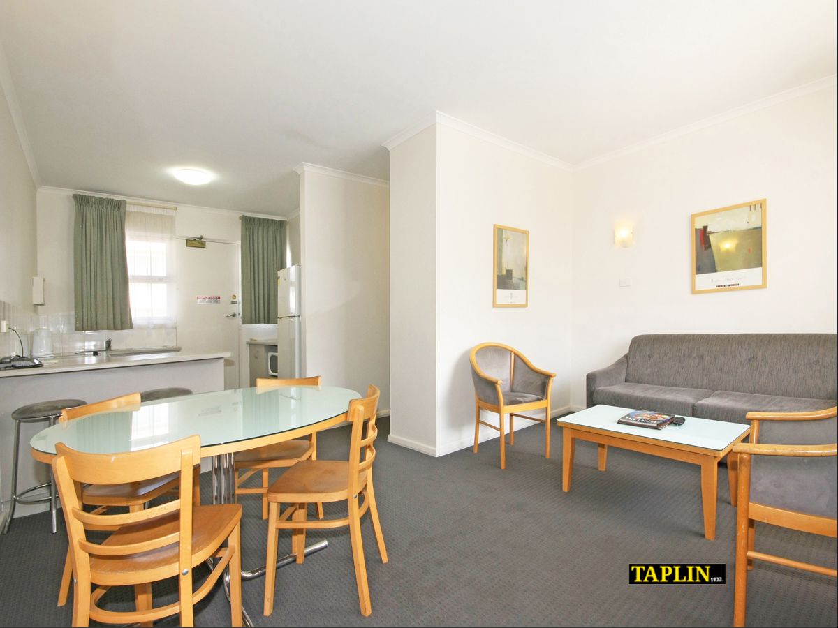 3/18 Moseley Street, Glenelg SA 5045, Image 2