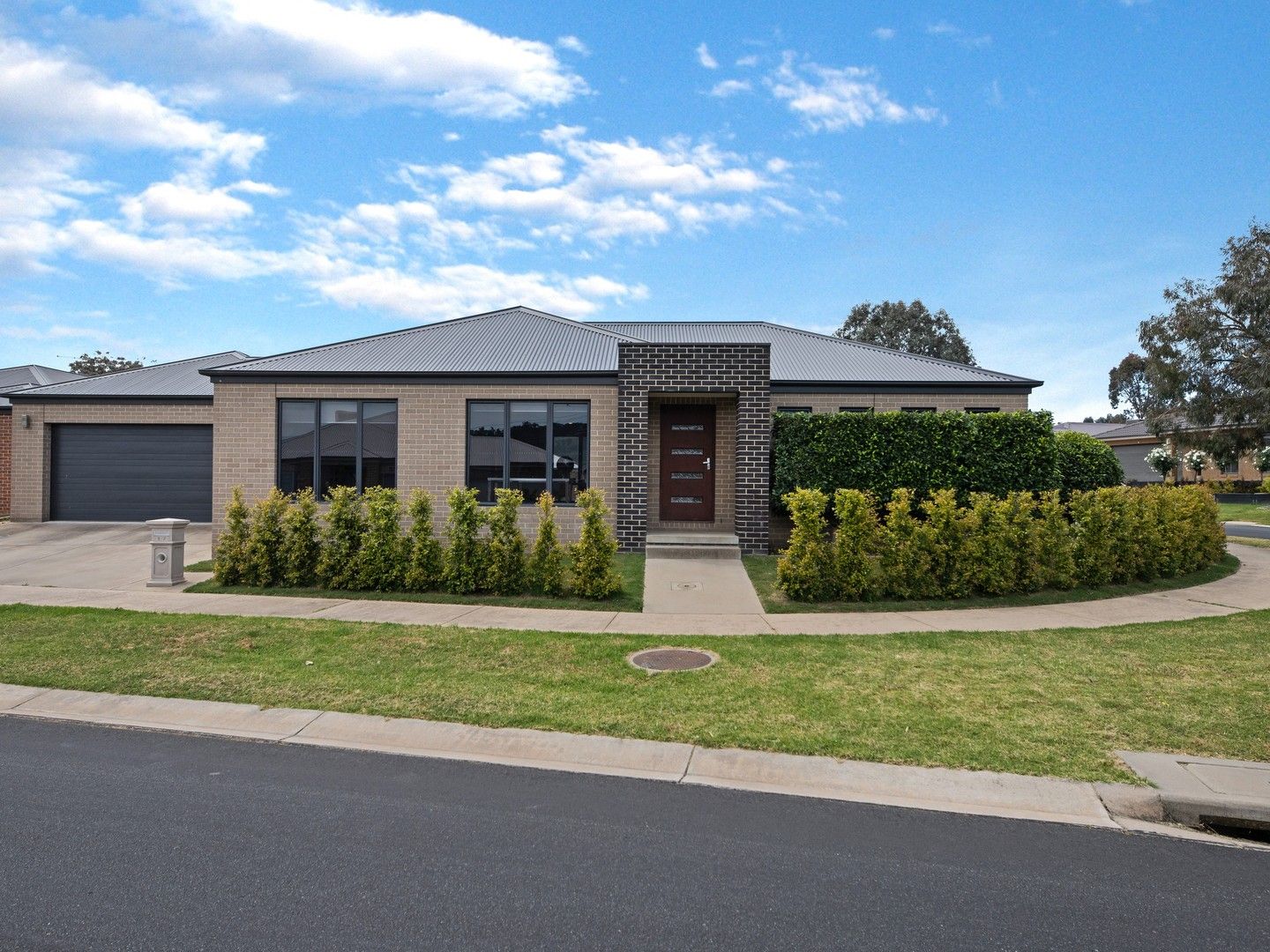 2/7 Lysterfield Lane, Wodonga VIC 3690, Image 0