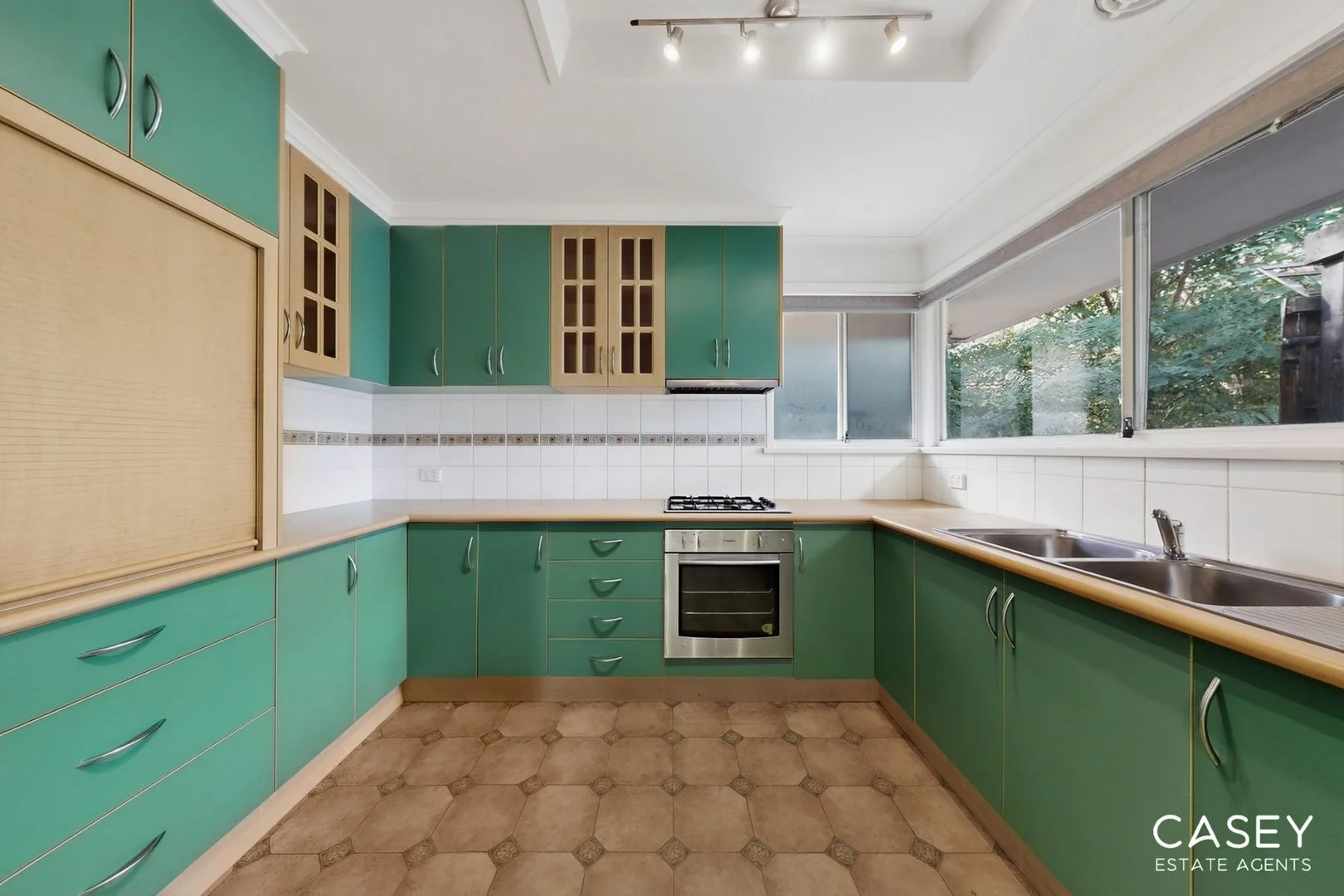 58 Ahern Road, Pakenham VIC 3810