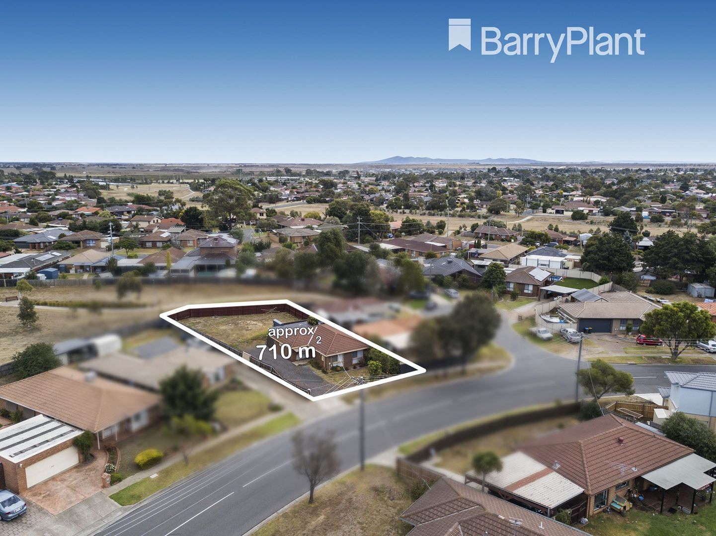 19 Kimberley Road, Werribee VIC 3030, Image 2