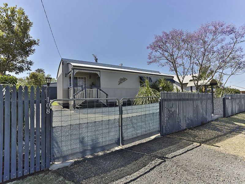 108 Mocatta Street, GOOMBUNGEE QLD 4354, Image 1