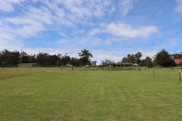 8 Hakea Court, Mallacoota VIC 3892, Image 0