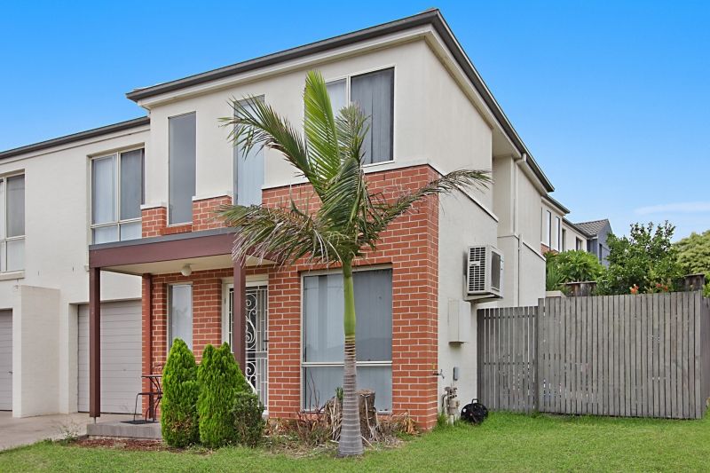 3 bedrooms Duplex in 22 Spearwood Court ACACIA GARDENS NSW, 2763