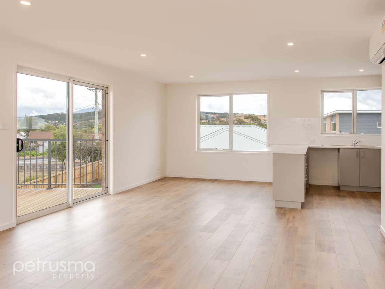 3/87 Cavenor Drive, Rokeby TAS 7019, Image 1