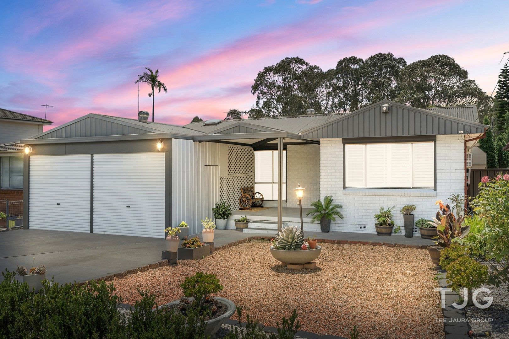 5 bedrooms House in 29 Caratel Crescent MARAYONG NSW, 2148