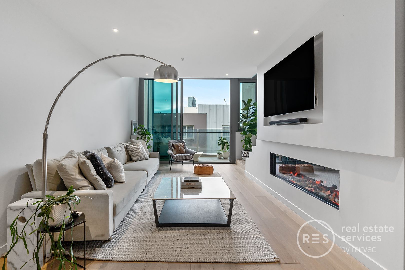 412/81 South Wharf Drive, Docklands VIC 3008, Image 2