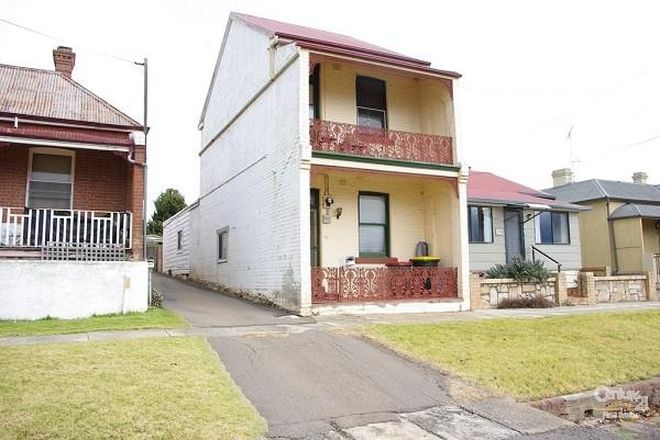 Picture of 102 CLIFFORD STREET, GOULBURN NSW 2580