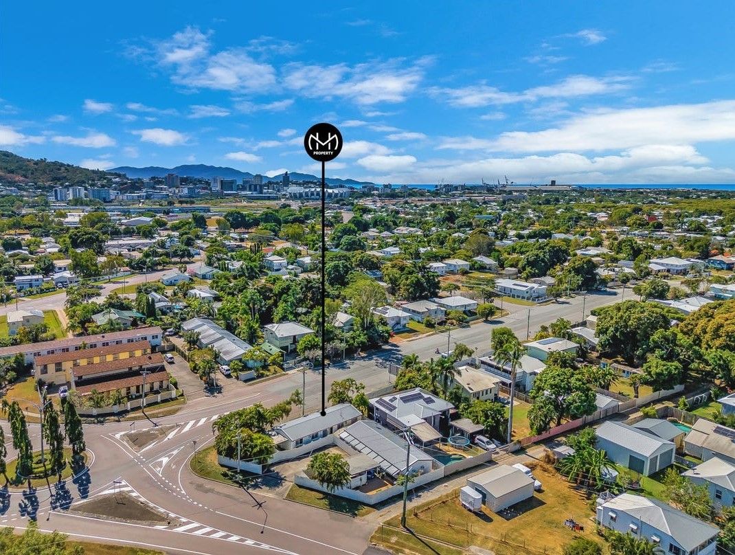 2 bedrooms House in 2/53 First Avenue RAILWAY ESTATE QLD, 4810