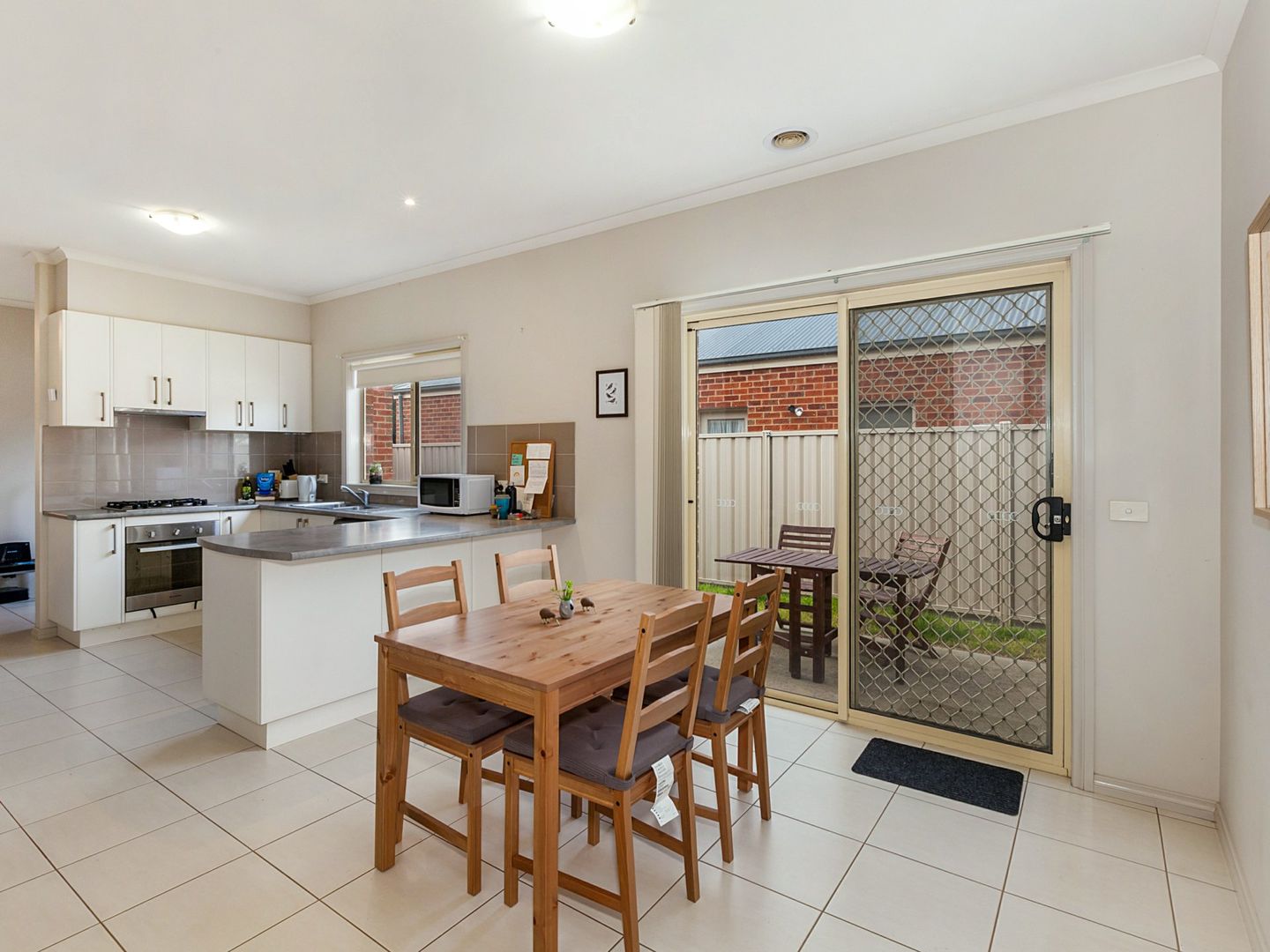 32 Piper Street, Broadford VIC 3658, Image 2