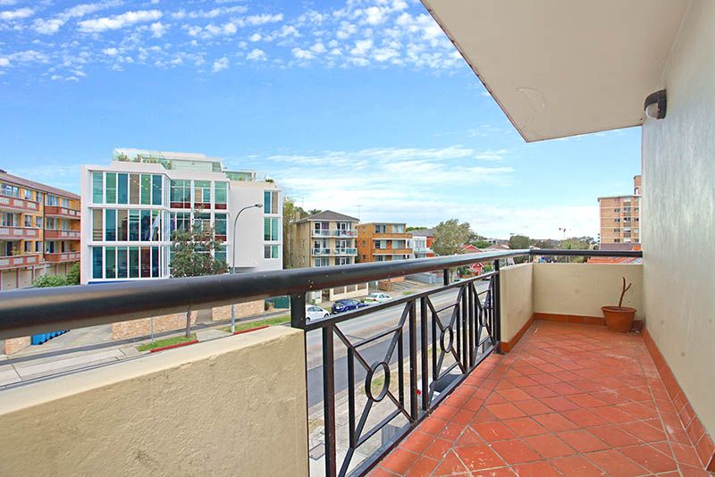 2 bedrooms Apartment / Unit / Flat in 3/78 O'Brien Street BONDI BEACH NSW, 2026