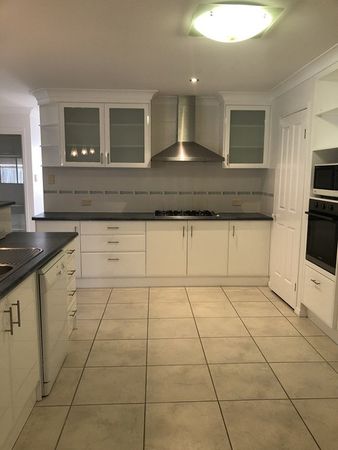 3 bedrooms House in 239 Bestmann Road SANDSTONE POINT QLD, 4511