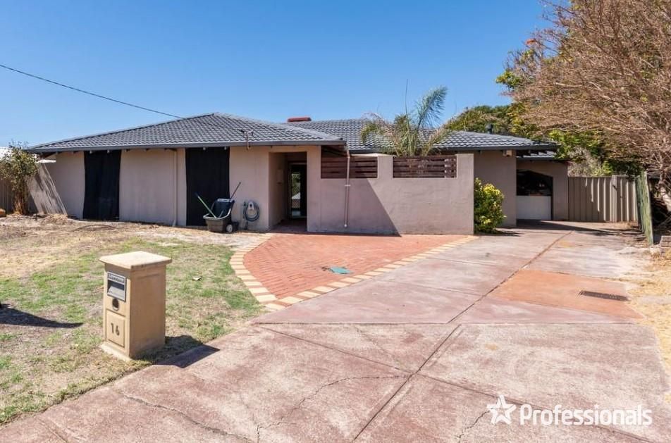 5 bedrooms House in 16 Mcbain Court LANGFORD WA, 6147