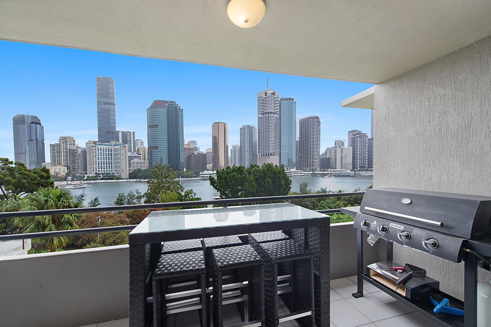 15/245 Main Street, Kangaroo Point QLD 4169, Image 1