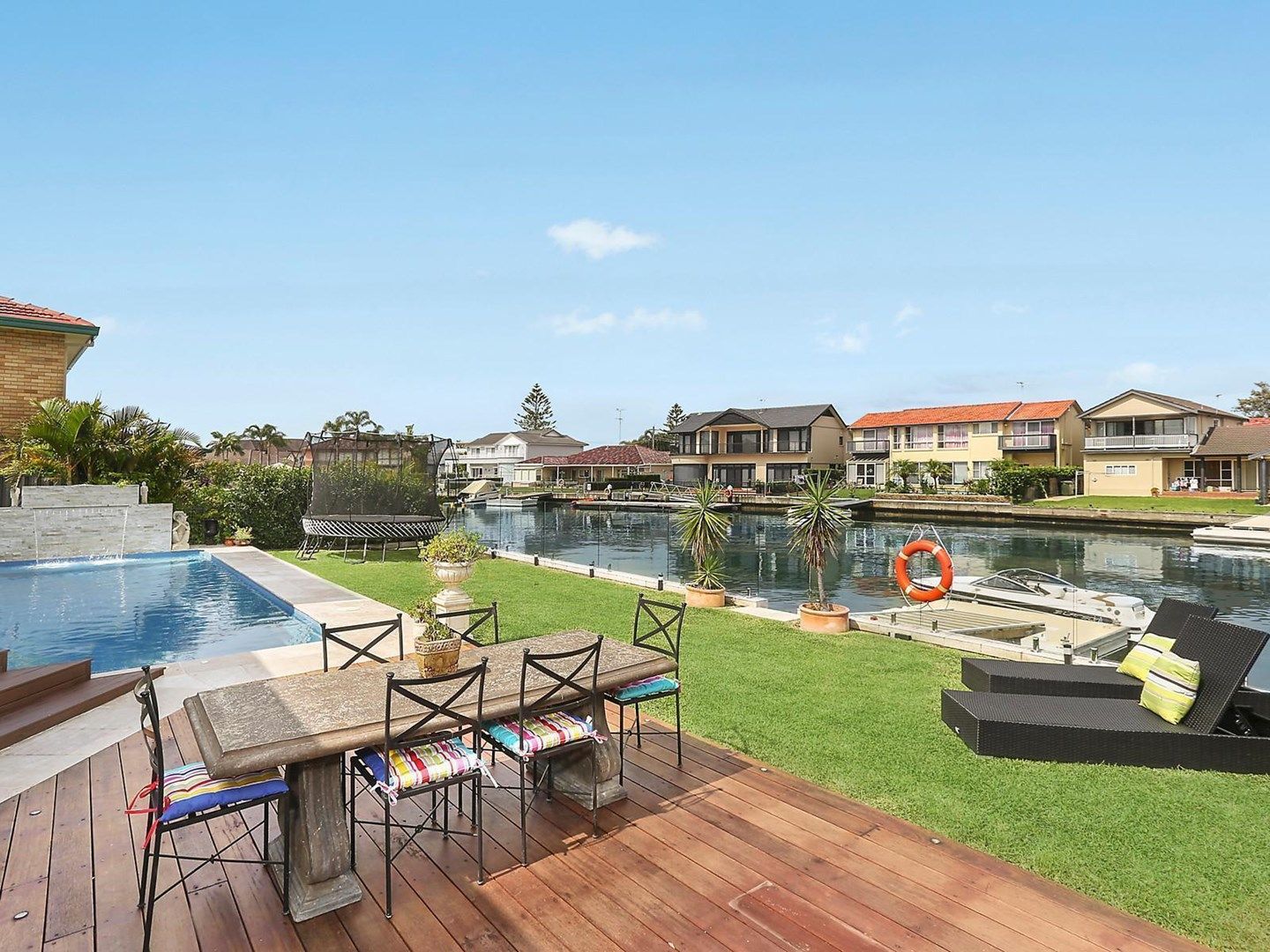 40 Castlereagh Crescent, SYLVANIA WATERS NSW 2224, Image 0