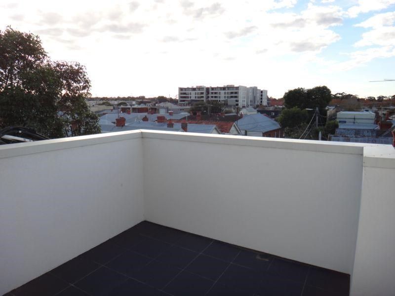 2 bedrooms Apartment / Unit / Flat in 212/339 Burnley Street RICHMOND VIC, 3121