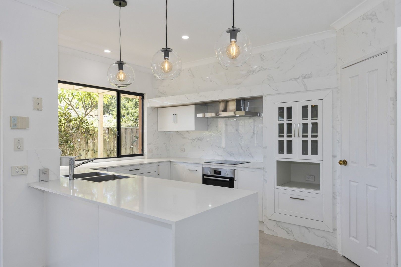 4 bedrooms House in 105 Calais Rd WEMBLEY DOWNS WA, 6019