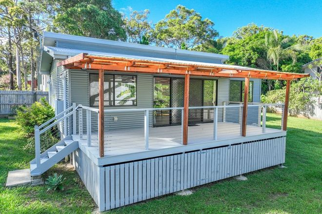 Picture of 10 Paula Parade, LAMB ISLAND QLD 4184