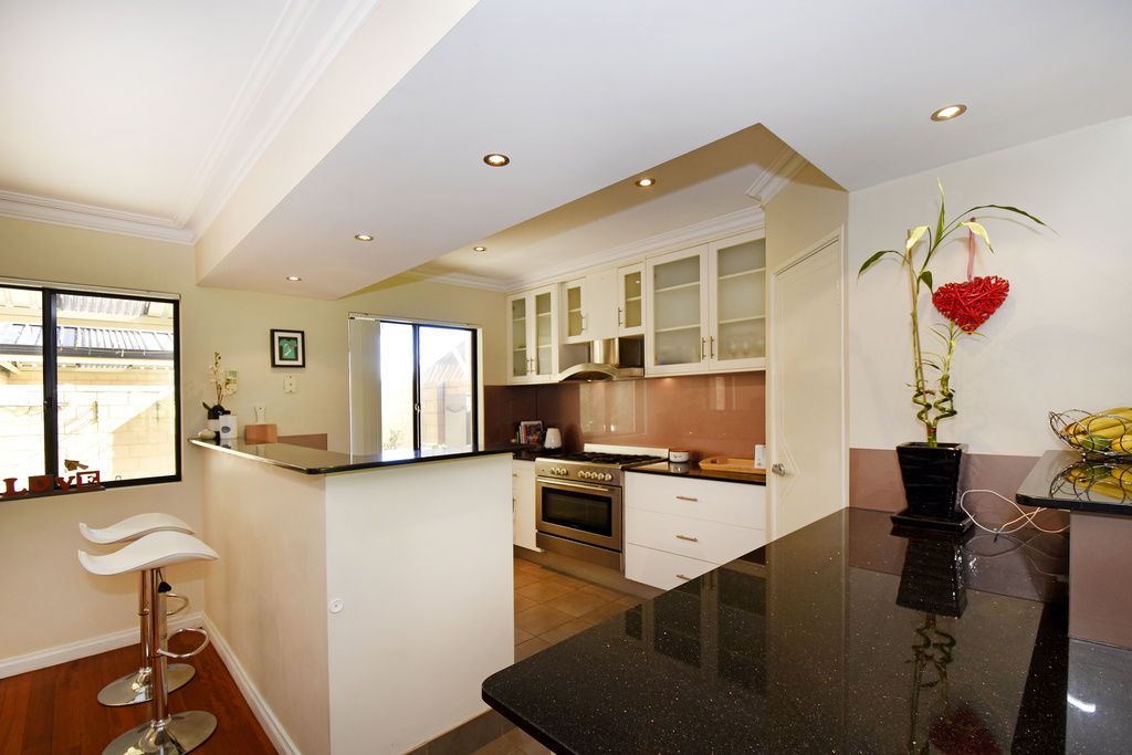 123A Rochester Circle, Balga WA 6061, Image 2