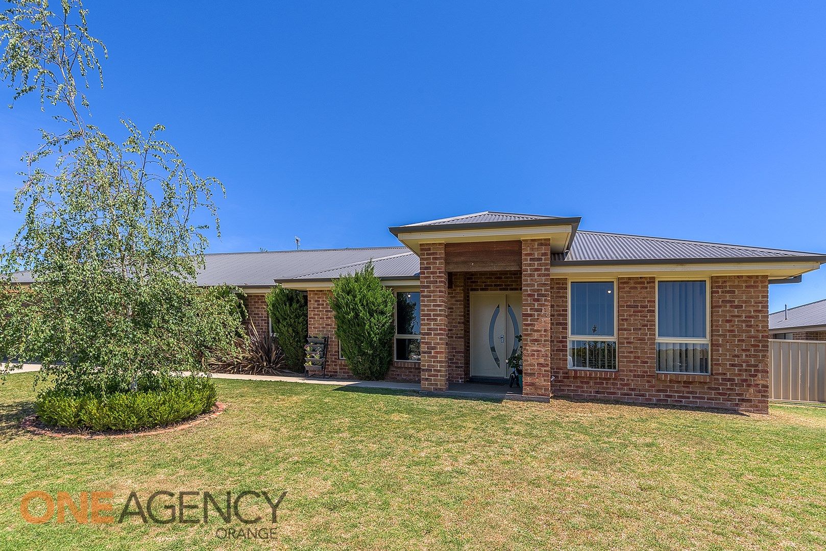 1 Braeburn Crescent, Orange NSW 2800, Image 0