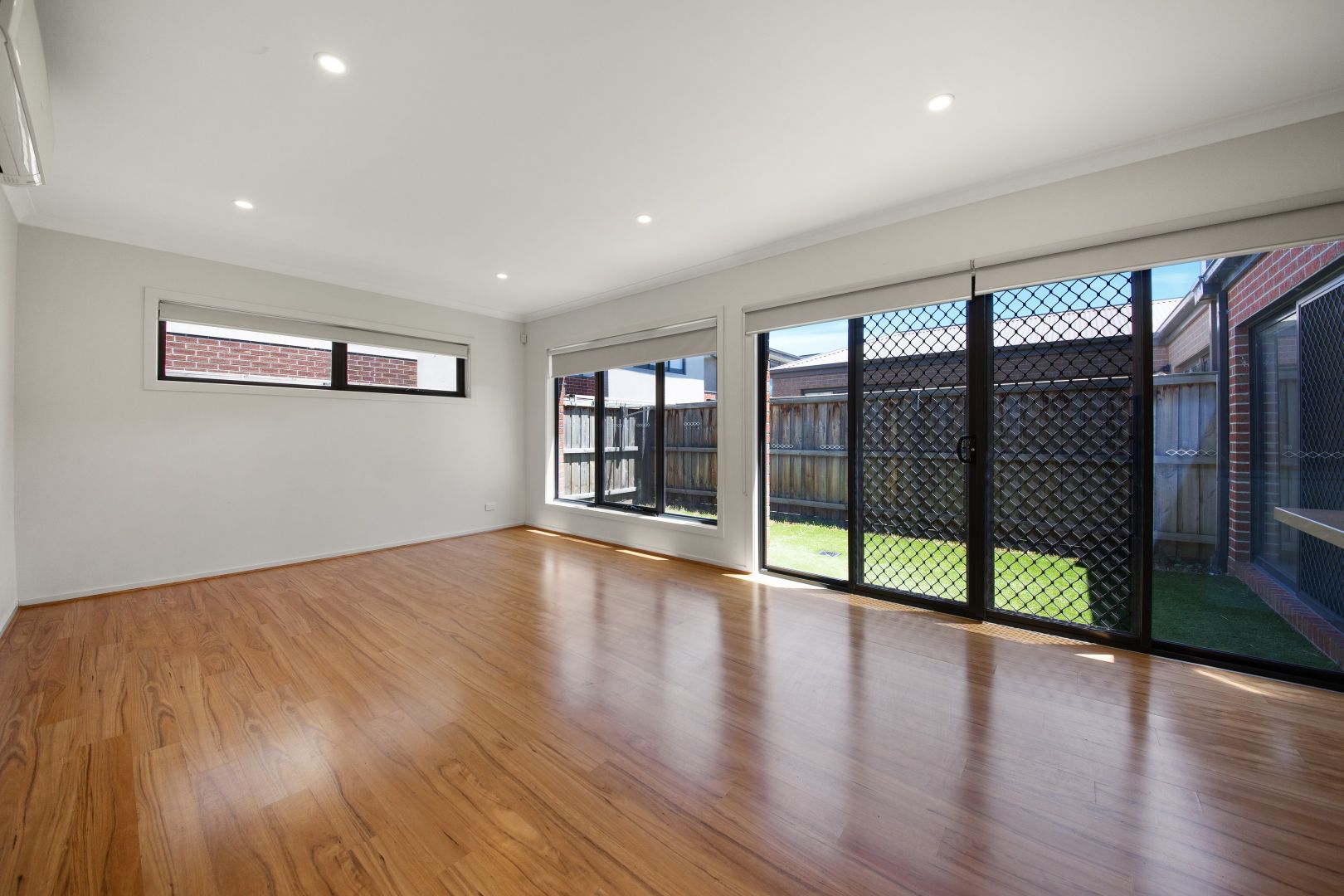 7 Seeber Street, Epping VIC 3076, Image 2