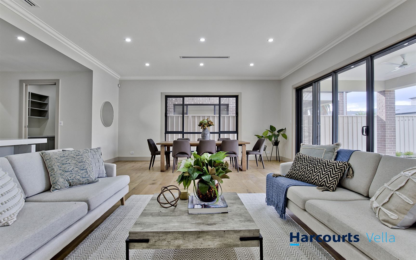 16 Henderson Street, Henley Beach SA 5022, Image 2